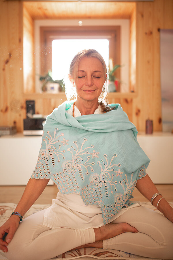 Sió Santaulària, directora del centro de yoga Iosoc en Tarragona