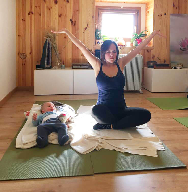 ioga i meditació per a mares i nadons a Tarragona
